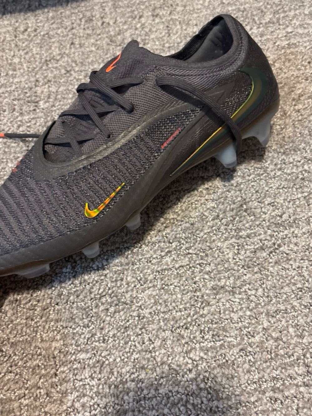 Nike Phantom 6 Low Elite LV8 FG
'Medium Ash Black Gold Amber'